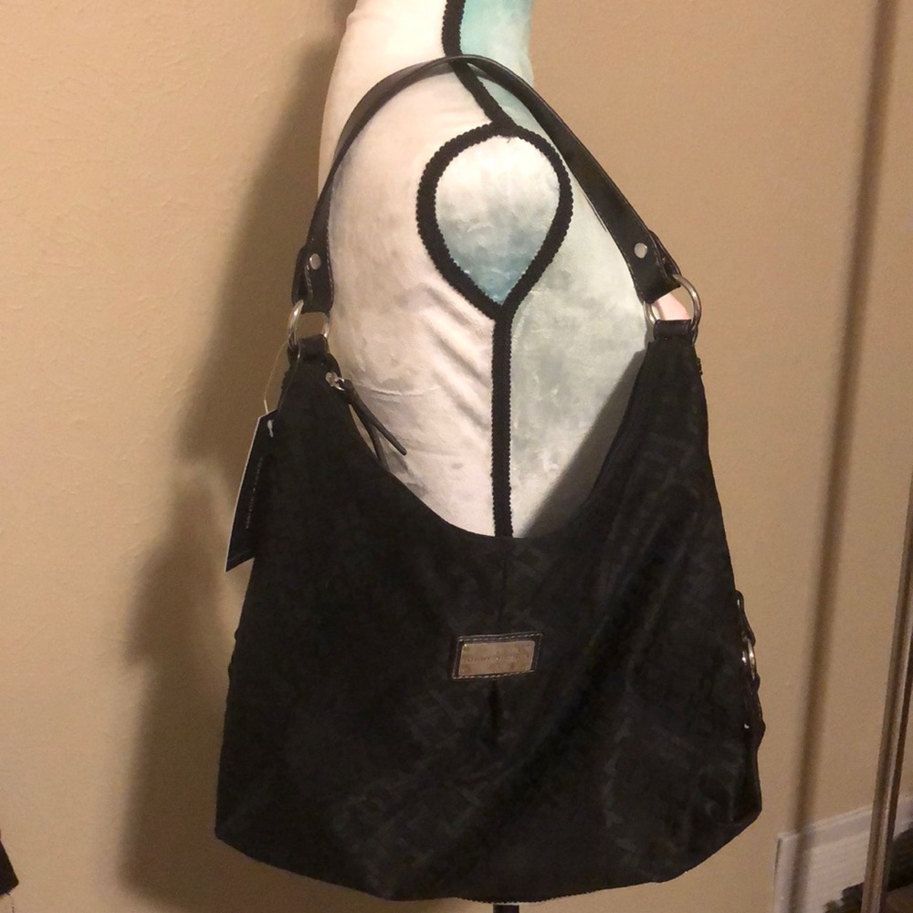 Tommy Hilfiger Black Shoulder Handbag